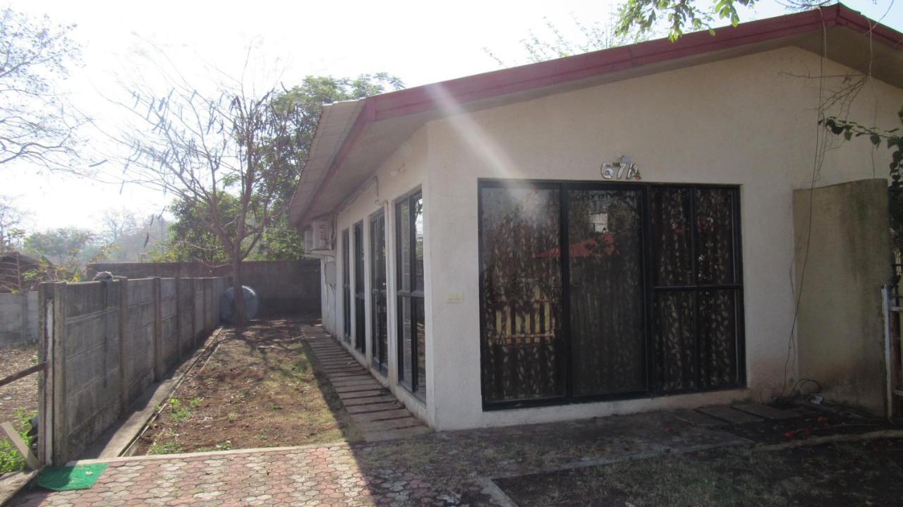 Retreat Chalets, The Nest, At Sparsh Resorts, Karjat Exteriör bild