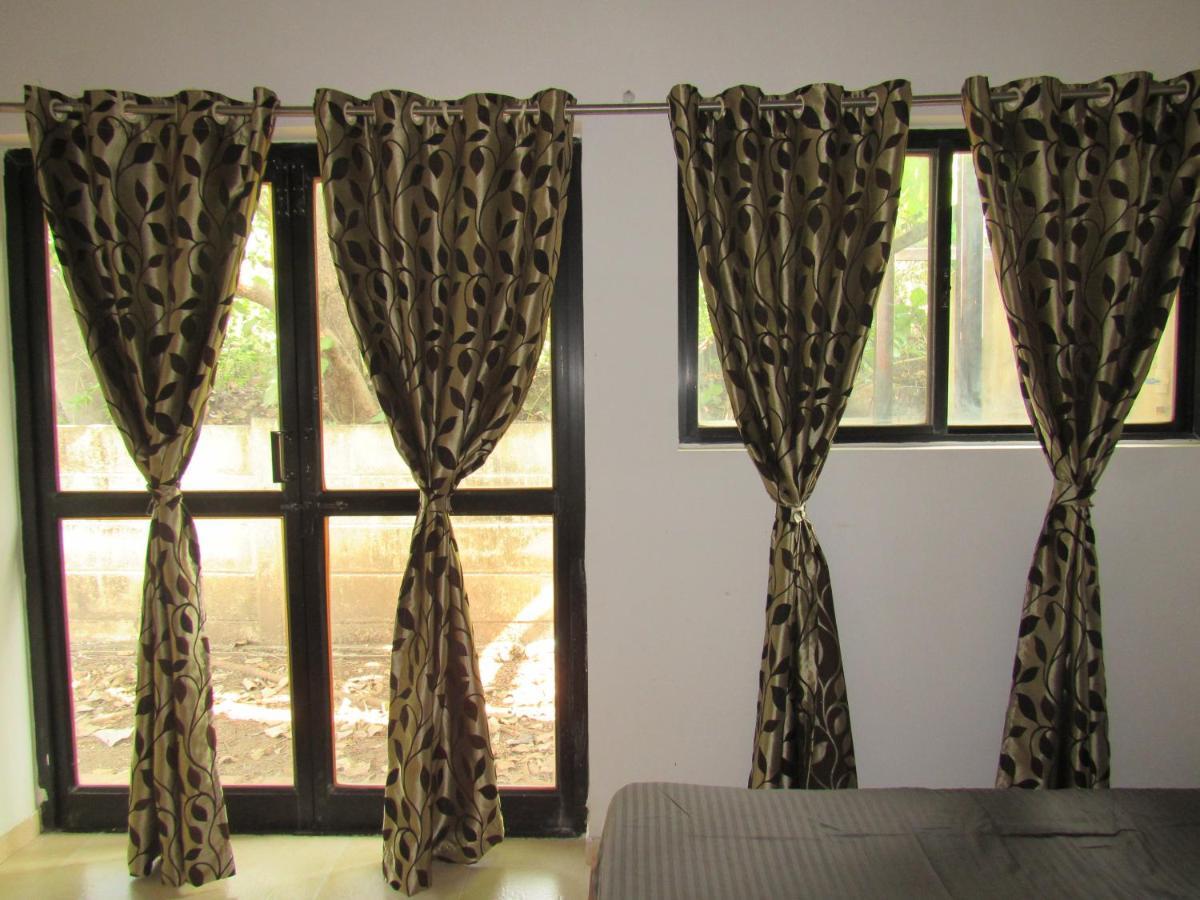 Retreat Chalets, The Nest, At Sparsh Resorts, Karjat Exteriör bild