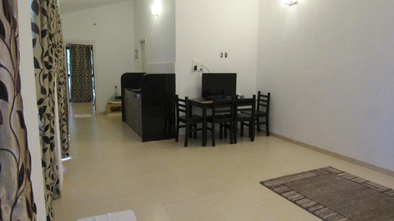 Retreat Chalets, The Nest, At Sparsh Resorts, Karjat Exteriör bild