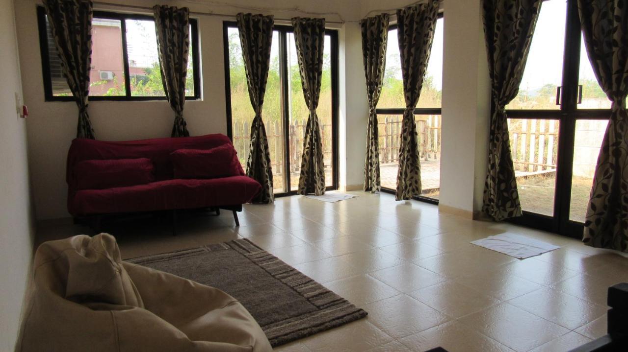 Retreat Chalets, The Nest, At Sparsh Resorts, Karjat Exteriör bild