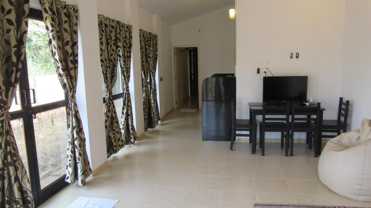 Retreat Chalets, The Nest, At Sparsh Resorts, Karjat Exteriör bild