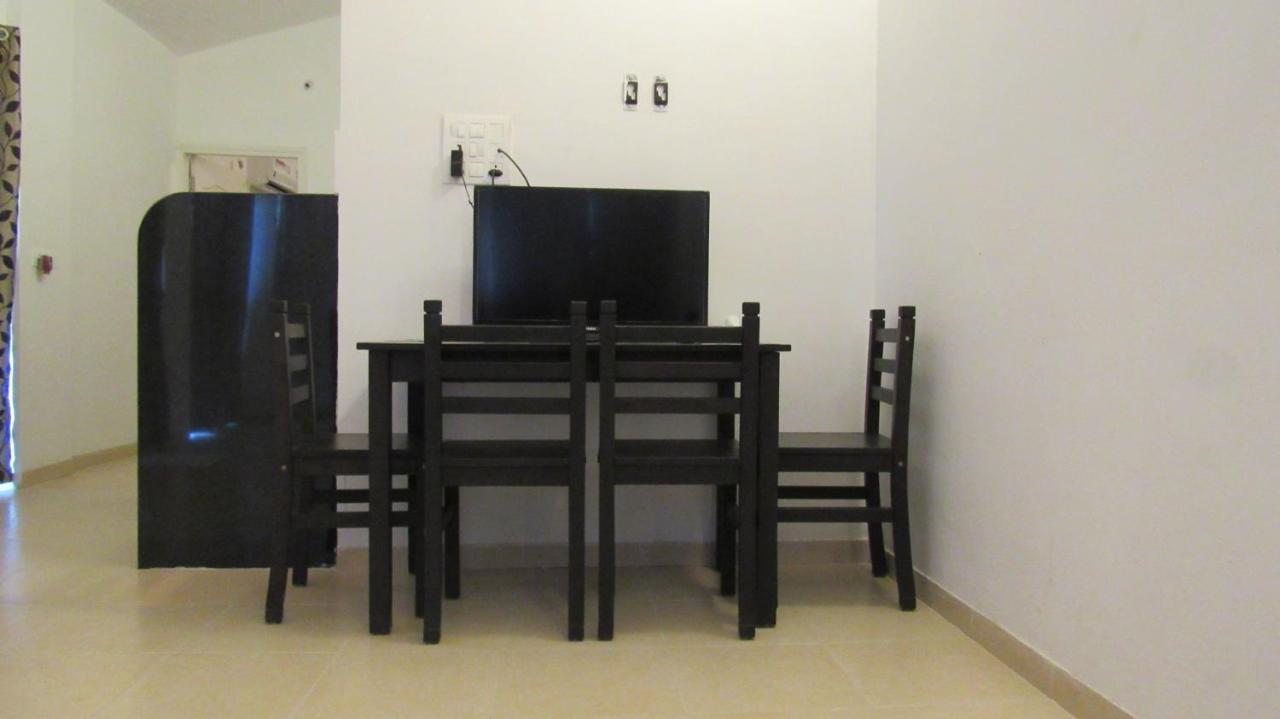 Retreat Chalets, The Nest, At Sparsh Resorts, Karjat Exteriör bild