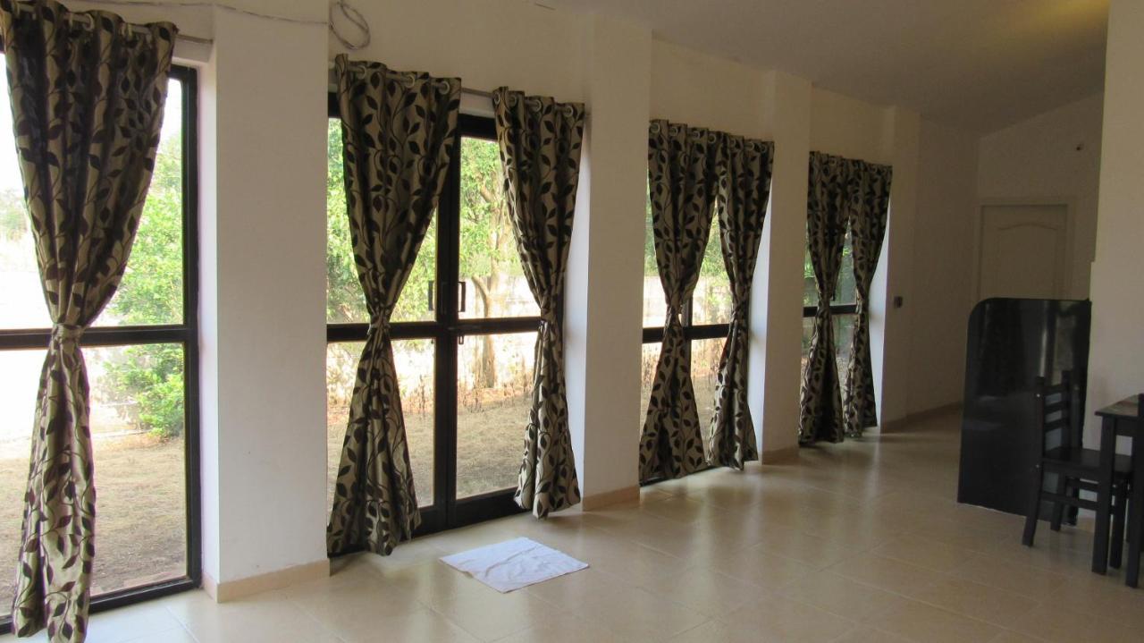 Retreat Chalets, The Nest, At Sparsh Resorts, Karjat Exteriör bild