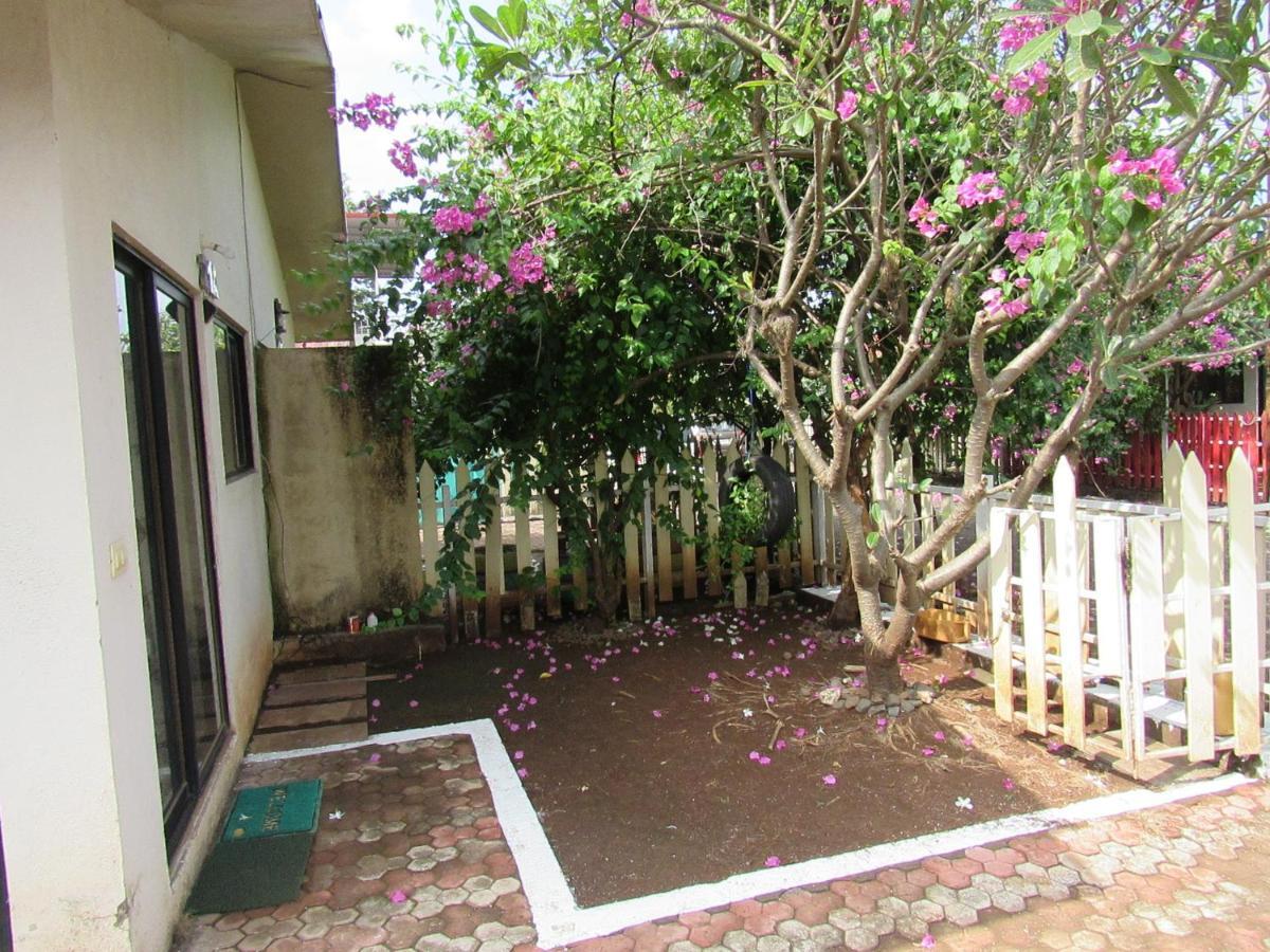 Retreat Chalets, The Nest, At Sparsh Resorts, Karjat Exteriör bild