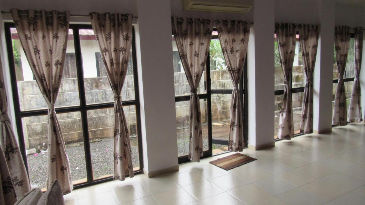 Retreat Chalets, The Nest, At Sparsh Resorts, Karjat Exteriör bild