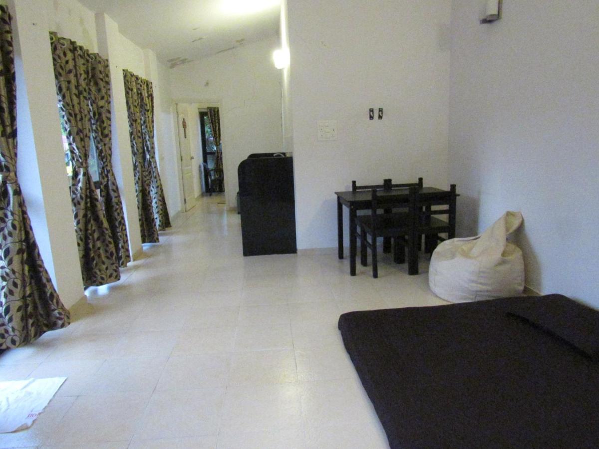 Retreat Chalets, The Nest, At Sparsh Resorts, Karjat Exteriör bild