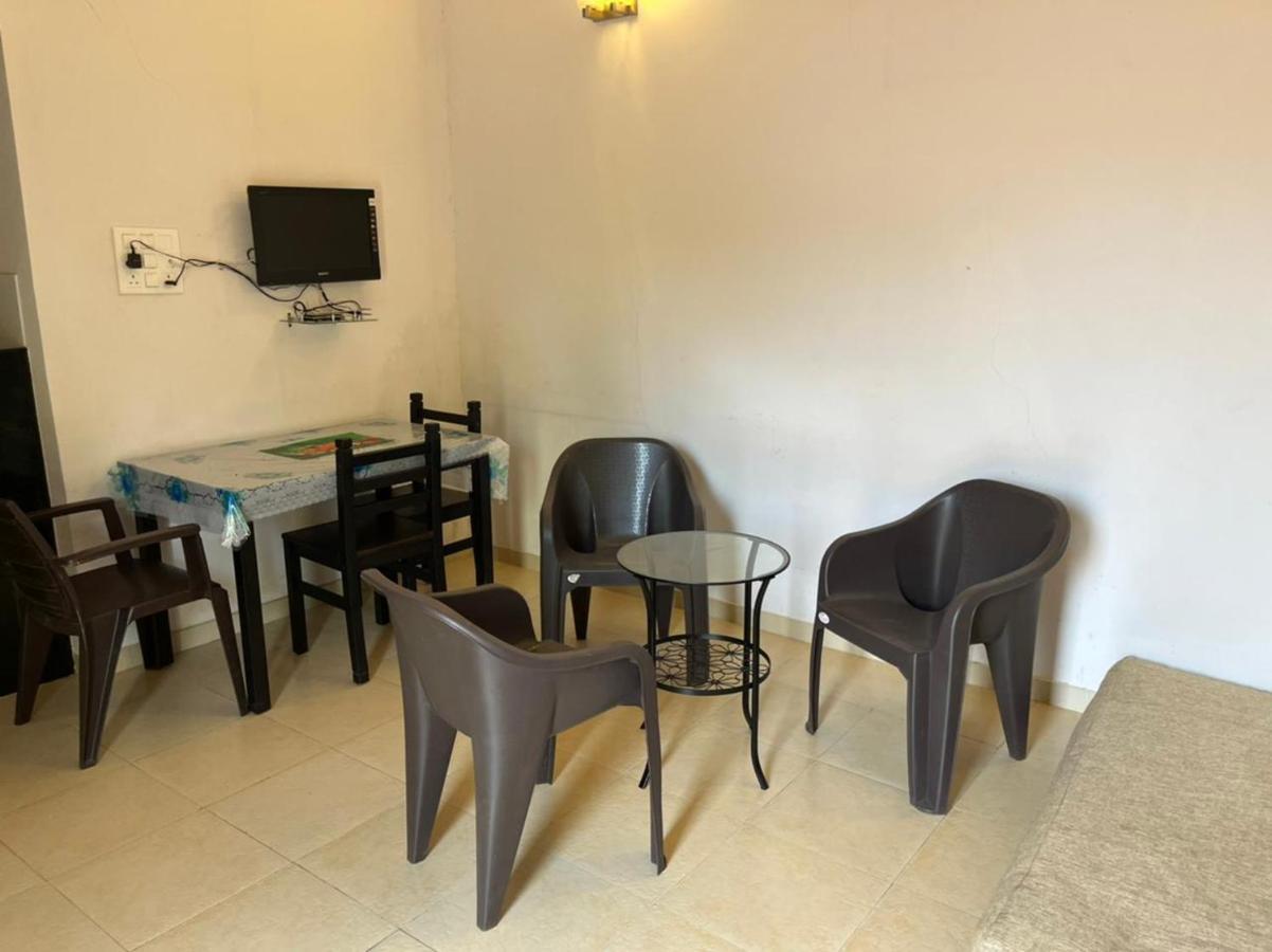 Retreat Chalets, The Nest, At Sparsh Resorts, Karjat Exteriör bild