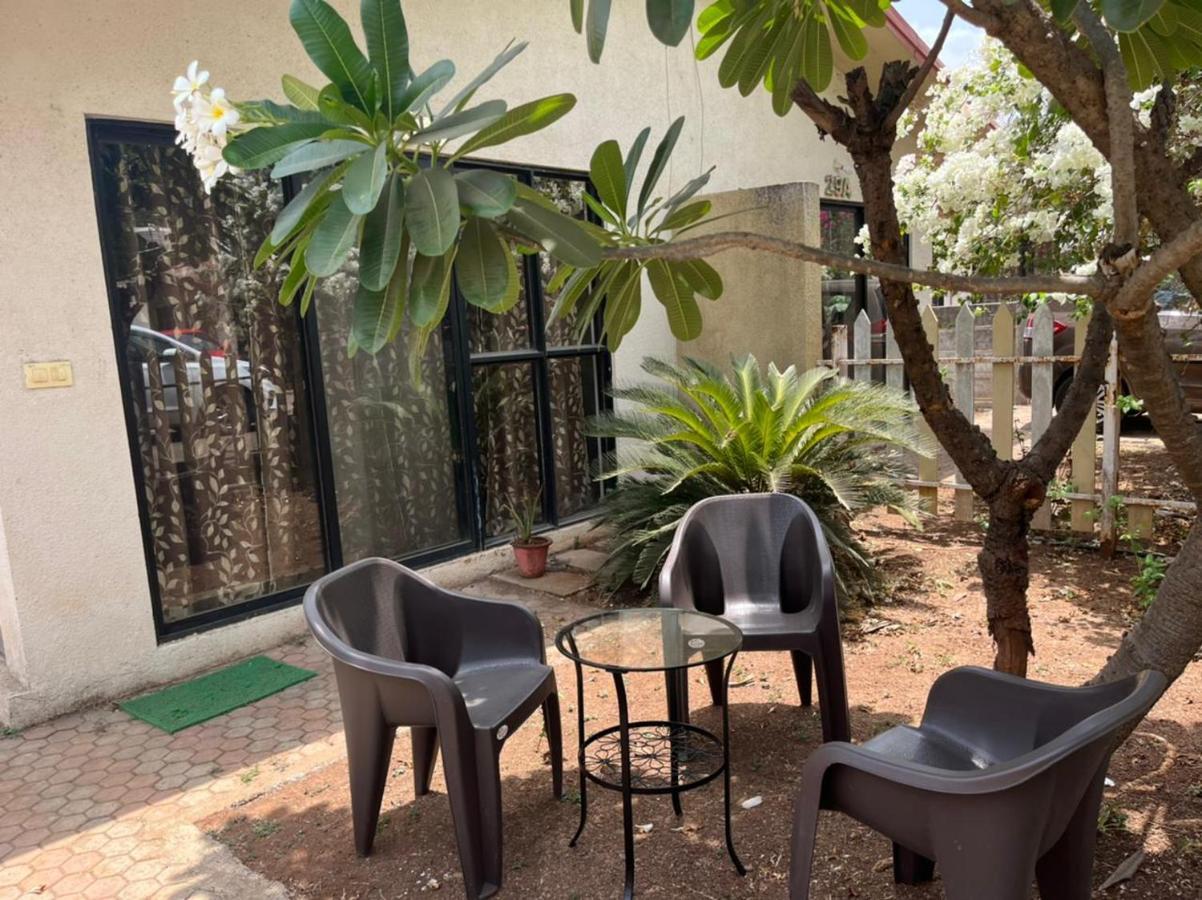Retreat Chalets, The Nest, At Sparsh Resorts, Karjat Exteriör bild